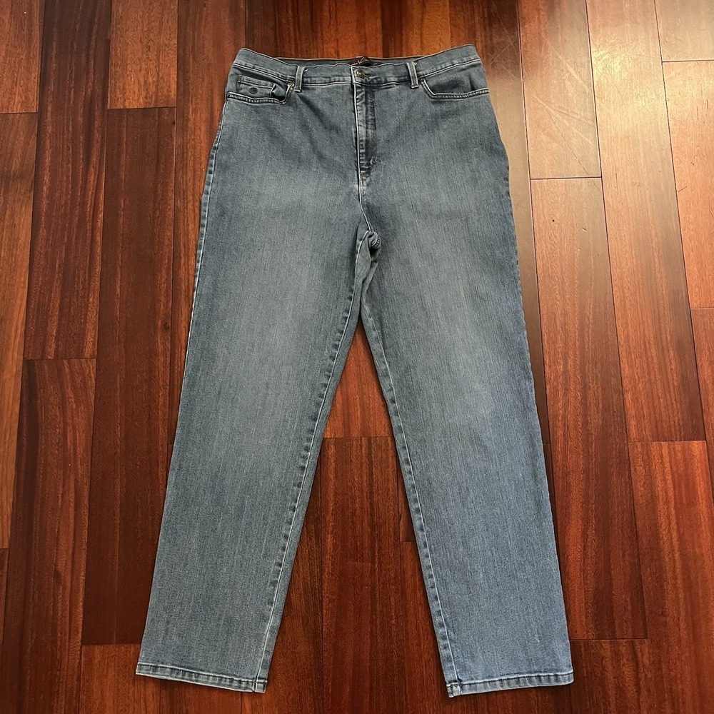 Gloria Vanderbilt Jeans Women 18 Blue Amanda 36x30‎ Fade Denim Stretch Straight
